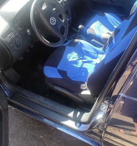 Синий Фольксваген Гольф, объемом двигателя 1.39 л и пробегом 190 тыс. км за 4100 $, фото 2 на Automoto.ua