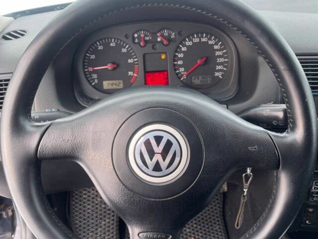 Синій Фольксваген Гольф, об'ємом двигуна 1.6 л та пробігом 290 тис. км за 4250 $, фото 15 на Automoto.ua