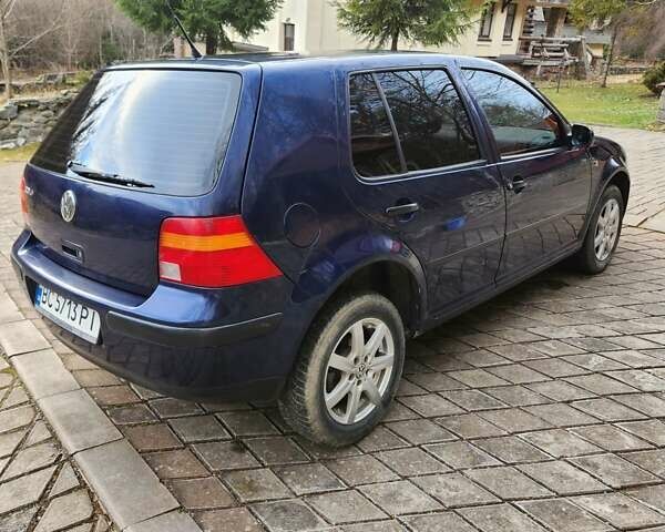 Синий Фольксваген Гольф, объемом двигателя 1.4 л и пробегом 380 тыс. км за 2800 $, фото 1 на Automoto.ua