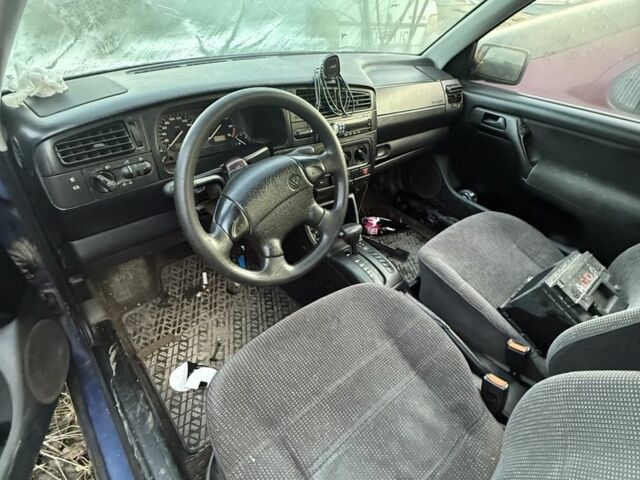 Синий Фольксваген Гольф, объемом двигателя 0 л и пробегом 350 тыс. км за 550 $, фото 3 на Automoto.ua