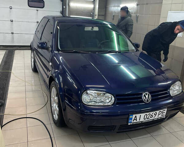 Синій Фольксваген Гольф, об'ємом двигуна 1.6 л та пробігом 300 тис. км за 3700 $, фото 4 на Automoto.ua