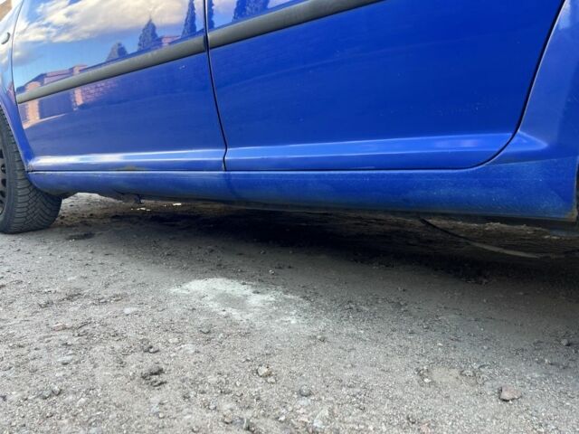 Синий Фольксваген Гольф, объемом двигателя 1.9 л и пробегом 349 тыс. км за 1800 $, фото 14 на Automoto.ua