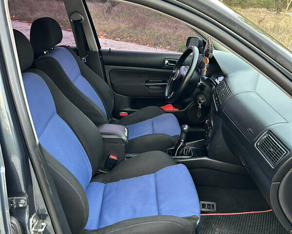 Фольксваген Гольф 2000 в Вараш (Кузнецовск) на Automoto.ua Синий Фольксваген Гольф, объемом двигателя 1.9 л и пробегом 326 тыс. км за 4800 $, фото 13 на Automoto.ua