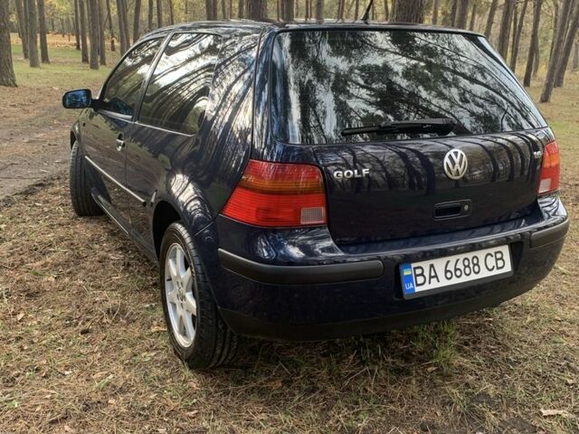 Синий Фольксваген Гольф, объемом двигателя 1.6 л и пробегом 207 тыс. км за 4500 $, фото 10 на Automoto.ua