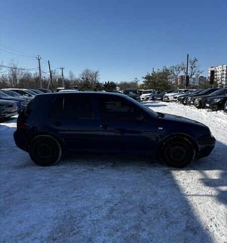 Синий Фольксваген Гольф, объемом двигателя 1.6 л и пробегом 240 тыс. км за 4999 $, фото 3 на Automoto.ua