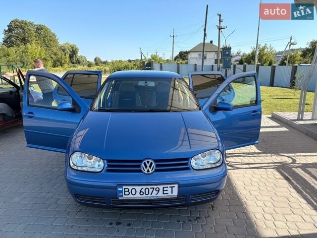 Синій Фольксваген Гольф, об'ємом двигуна 1.6 л та пробігом 159 тис. км за 3900 $, фото 4 на Automoto.ua