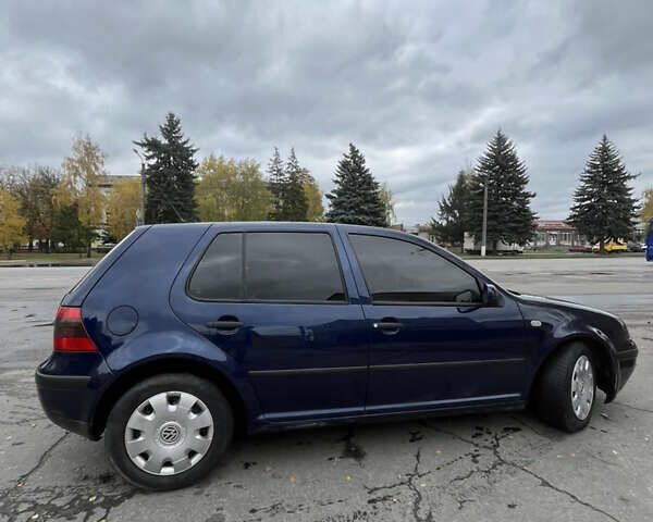 Синий Фольксваген Гольф, объемом двигателя 1.4 л и пробегом 320 тыс. км за 3600 $, фото 6 на Automoto.ua