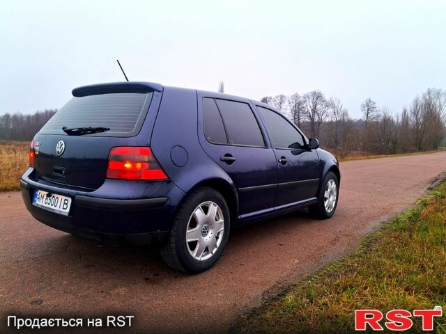 Синій Фольксваген Гольф, об'ємом двигуна 1.4 л та пробігом 273 тис. км за 4000 $, фото 5 на Automoto.ua