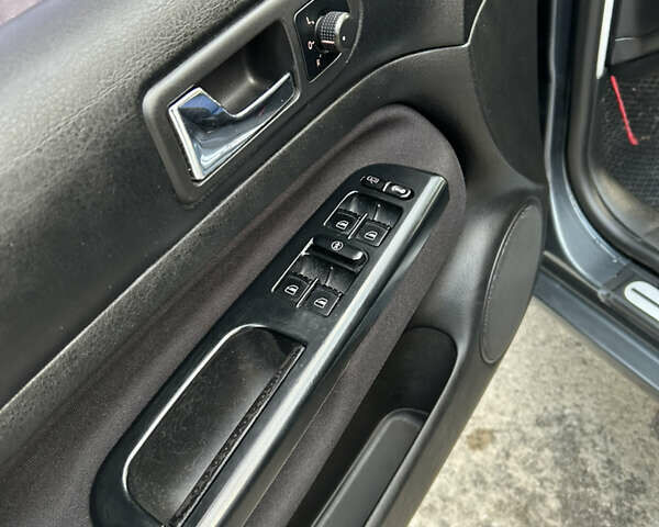 Фольксваген Гольф 2000 в Вараш (Кузнецовск) на Automoto.ua Синий Фольксваген Гольф, объемом двигателя 1.9 л и пробегом 326 тыс. км за 4800 $, фото 22 на Automoto.ua