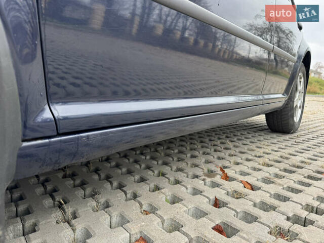 Синий Фольксваген Гольф, объемом двигателя 1.39 л и пробегом 210 тыс. км за 3450 $, фото 16 на Automoto.ua