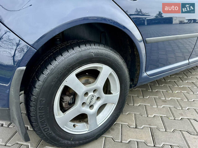 Синий Фольксваген Гольф, объемом двигателя 1.39 л и пробегом 210 тыс. км за 4000 $, фото 19 на Automoto.ua