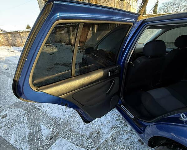 Синій Фольксваген Гольф, об'ємом двигуна 1.39 л та пробігом 200 тис. км за 3900 $, фото 7 на Automoto.ua