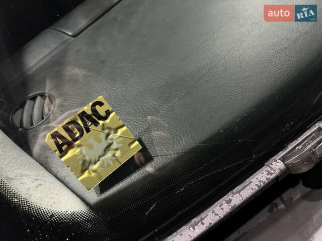 Синій Фольксваген Гольф, об'ємом двигуна 1.39 л та пробігом 169 тис. км за 4000 $, фото 45 на Automoto.ua