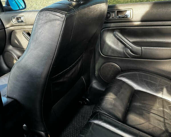 Синий Фольксваген Гольф, объемом двигателя 1.6 л и пробегом 224 тыс. км за 5500 $, фото 13 на Automoto.ua