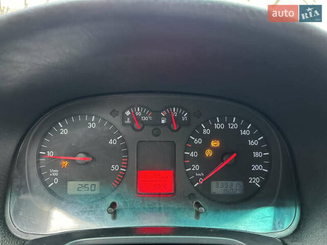 Синий Фольксваген Гольф, объемом двигателя 1.9 л и пробегом 337 тыс. км за 2850 $, фото 56 на Automoto.ua