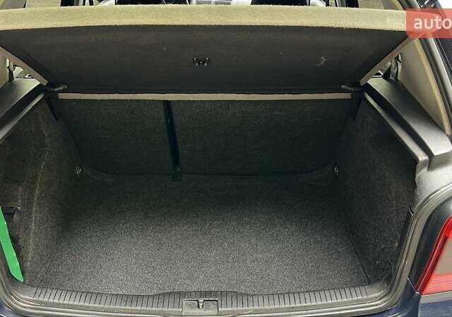 Синий Фольксваген Гольф, объемом двигателя 1.9 л и пробегом 398 тыс. км за 4600 $, фото 11 на Automoto.ua