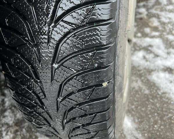 Синий Фольксваген Гольф, объемом двигателя 1.98 л и пробегом 269 тыс. км за 2950 $, фото 7 на Automoto.ua