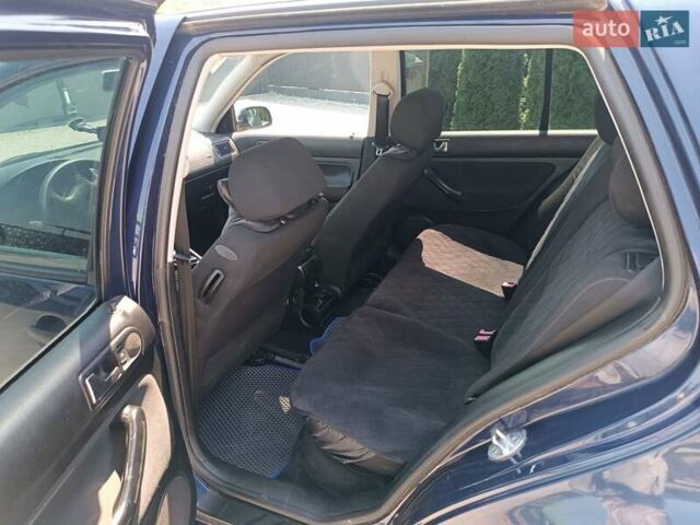 Синій Фольксваген Гольф, об'ємом двигуна 1.6 л та пробігом 182 тис. км за 4350 $, фото 8 на Automoto.ua