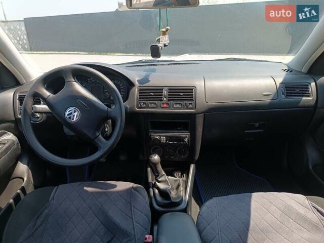 Синій Фольксваген Гольф, об'ємом двигуна 1.6 л та пробігом 182 тис. км за 4350 $, фото 6 на Automoto.ua