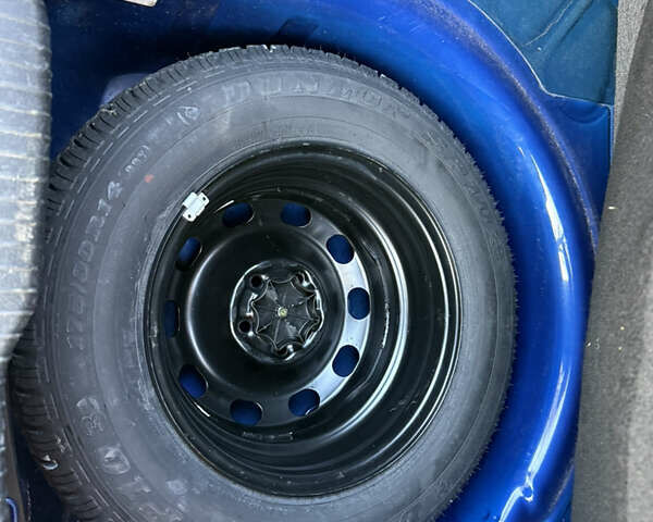 Синій Фольксваген Гольф, об'ємом двигуна 1.39 л та пробігом 200 тис. км за 3900 $, фото 18 на Automoto.ua