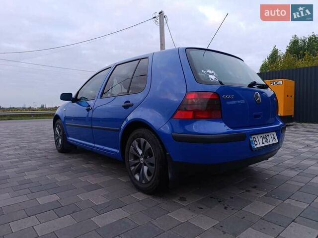 Синий Фольксваген Гольф, объемом двигателя 1.6 л и пробегом 312 тыс. км за 4500 $, фото 4 на Automoto.ua