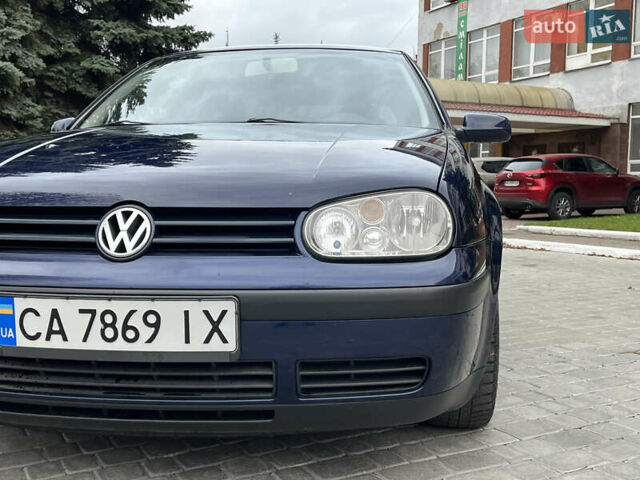 Синий Фольксваген Гольф, объемом двигателя 1.39 л и пробегом 233 тыс. км за 3850 $, фото 19 на Automoto.ua