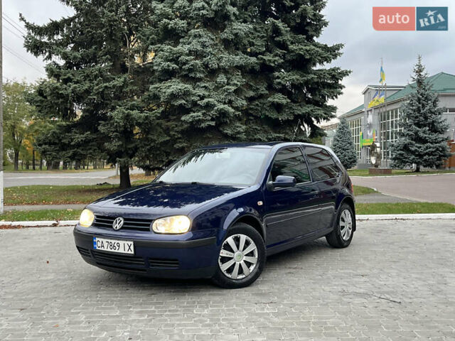 Синий Фольксваген Гольф, объемом двигателя 1.39 л и пробегом 233 тыс. км за 3850 $, фото 13 на Automoto.ua