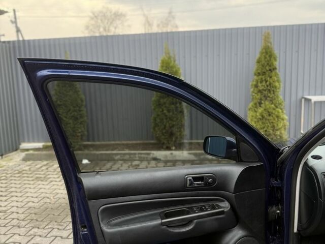 Синий Фольксваген Гольф, объемом двигателя 1.9 л и пробегом 436 тыс. км за 5200 $, фото 13 на Automoto.ua