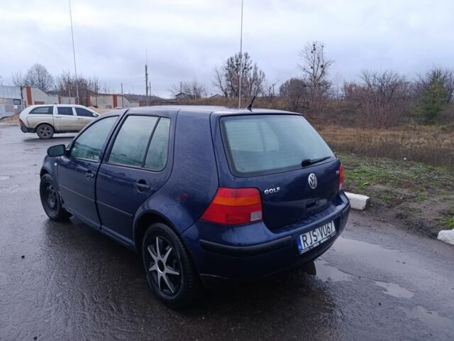 Синий Фольксваген Гольф, объемом двигателя 1.9 л и пробегом 333 тыс. км за 1550 $, фото 2 на Automoto.ua