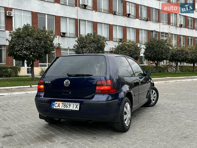 Синий Фольксваген Гольф, объемом двигателя 1.39 л и пробегом 233 тыс. км за 3850 $, фото 37 на Automoto.ua