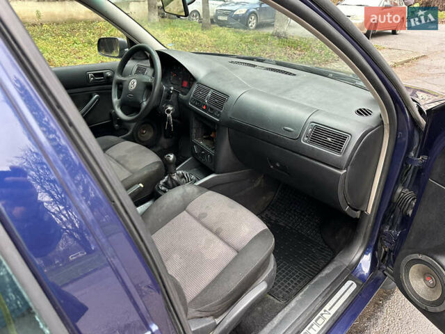 Синий Фольксваген Гольф, объемом двигателя 1.9 л и пробегом 337 тыс. км за 2850 $, фото 44 на Automoto.ua