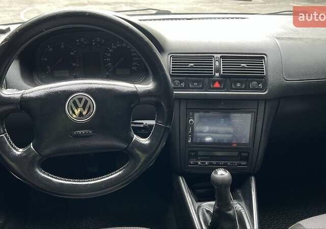 Синий Фольксваген Гольф, объемом двигателя 1.9 л и пробегом 398 тыс. км за 4600 $, фото 8 на Automoto.ua