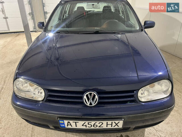 Синій Фольксваген Гольф, об'ємом двигуна 1.39 л та пробігом 169 тис. км за 4000 $, фото 4 на Automoto.ua