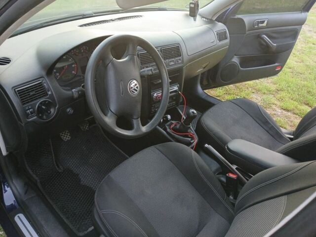 Синій Фольксваген Гольф, об'ємом двигуна 1.4 л та пробігом 240 тис. км за 4300 $, фото 10 на Automoto.ua