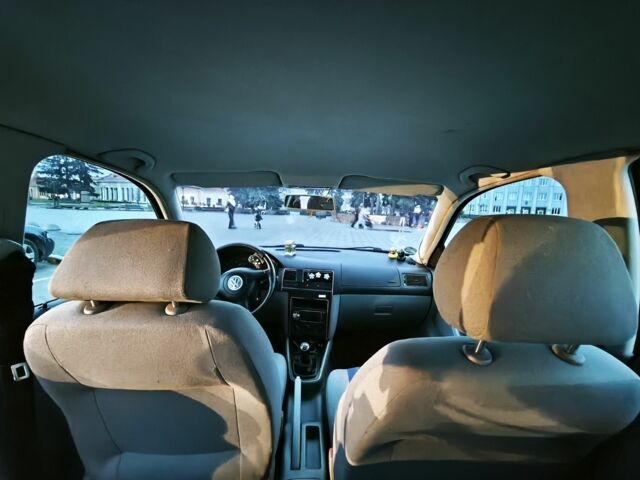 Синій Фольксваген Гольф, об'ємом двигуна 1.4 л та пробігом 355 тис. км за 3700 $, фото 11 на Automoto.ua