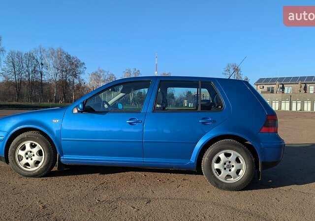 Синий Фольксваген Гольф, объемом двигателя 1.6 л и пробегом 295 тыс. км за 4300 $, фото 7 на Automoto.ua