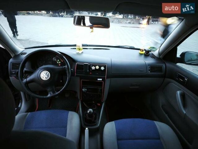 Синій Фольксваген Гольф, об'ємом двигуна 1.39 л та пробігом 325 тис. км за 3500 $, фото 32 на Automoto.ua