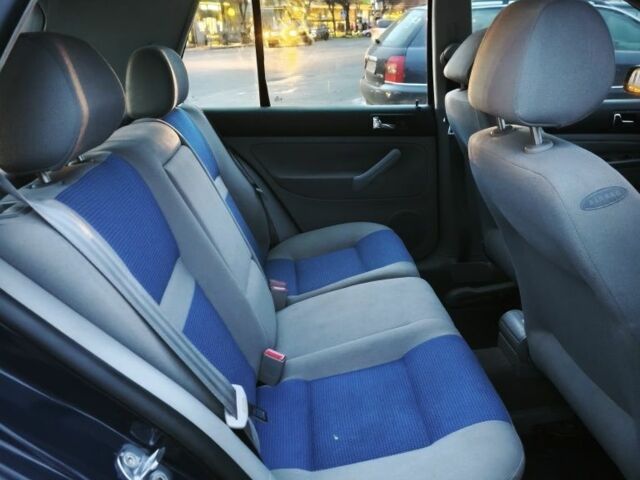 Синій Фольксваген Гольф, об'ємом двигуна 1.4 л та пробігом 355 тис. км за 3700 $, фото 13 на Automoto.ua