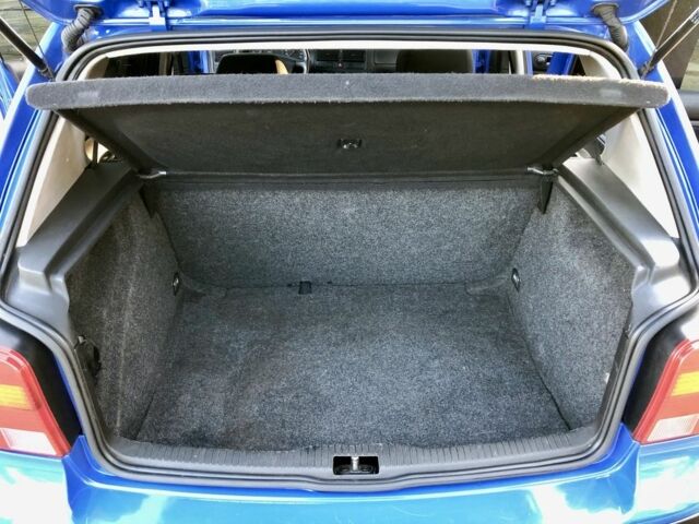 Синий Фольксваген Гольф, объемом двигателя 1.4 л и пробегом 274 тыс. км за 3850 $, фото 11 на Automoto.ua