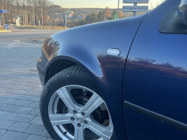 Синий Фольксваген Гольф, объемом двигателя 1.4 л и пробегом 219 тыс. км за 4200 $, фото 3 на Automoto.ua