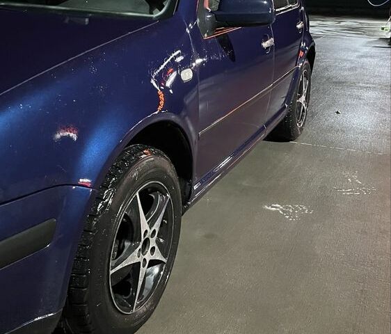 Фольксваген Гольф 2001 в Обухове на Automoto.ua Синий Фольксваген Гольф, объемом двигателя 1.4 л и пробегом 3 тыс. км за 3000 $, фото 5 на Automoto.ua