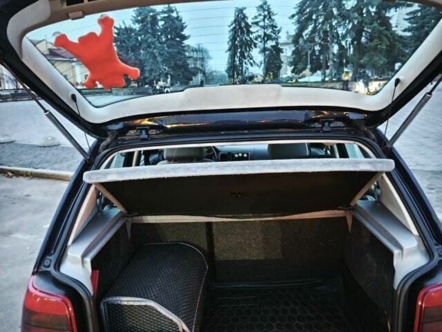 Синій Фольксваген Гольф, об'ємом двигуна 1.4 л та пробігом 355 тис. км за 3700 $, фото 22 на Automoto.ua