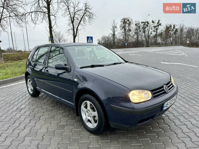Синий Фольксваген Гольф, объемом двигателя 1.39 л и пробегом 210 тыс. км за 4000 $, фото 24 на Automoto.ua