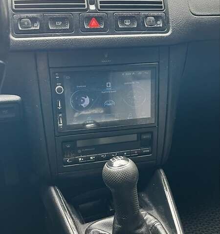 Синий Фольксваген Гольф, объемом двигателя 1.9 л и пробегом 398 тыс. км за 4600 $, фото 9 на Automoto.ua