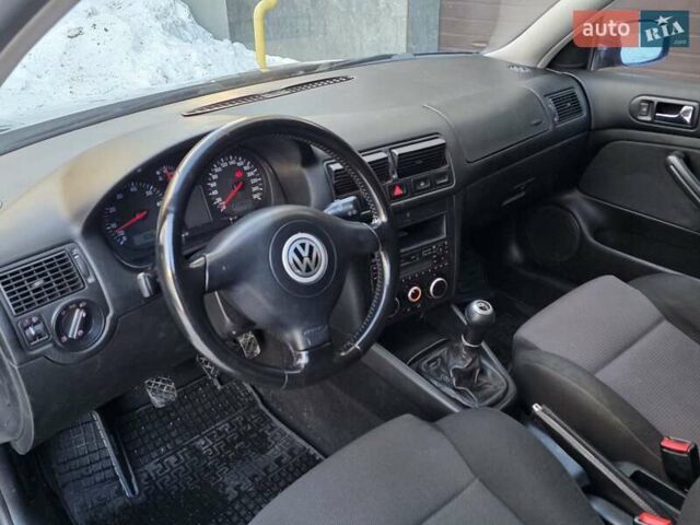Синій Фольксваген Гольф, об'ємом двигуна 1.6 л та пробігом 253 тис. км за 3950 $, фото 21 на Automoto.ua