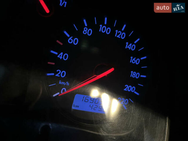 Синій Фольксваген Гольф, об'ємом двигуна 1.39 л та пробігом 169 тис. км за 4000 $, фото 72 на Automoto.ua