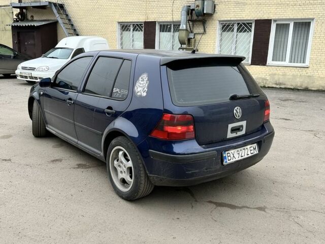 Синий Фольксваген Гольф, объемом двигателя 1.6 л и пробегом 272 тыс. км за 2600 $, фото 2 на Automoto.ua