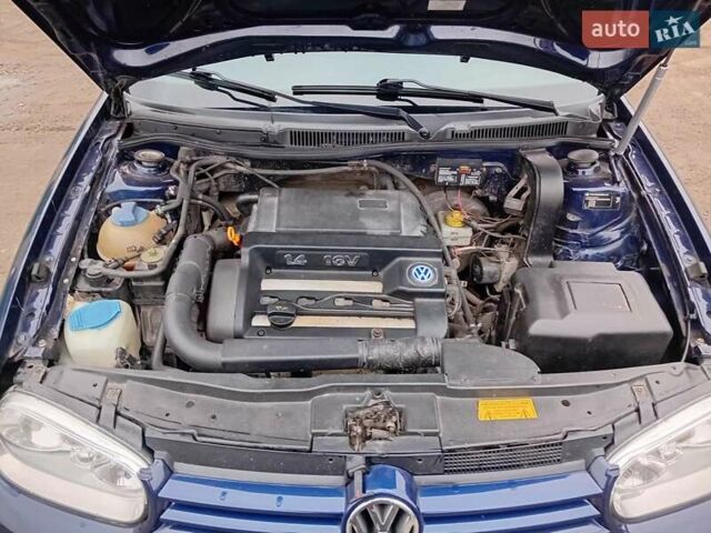 Синій Фольксваген Гольф, об'ємом двигуна 1.39 л та пробігом 171 тис. км за 4100 $, фото 8 на Automoto.ua