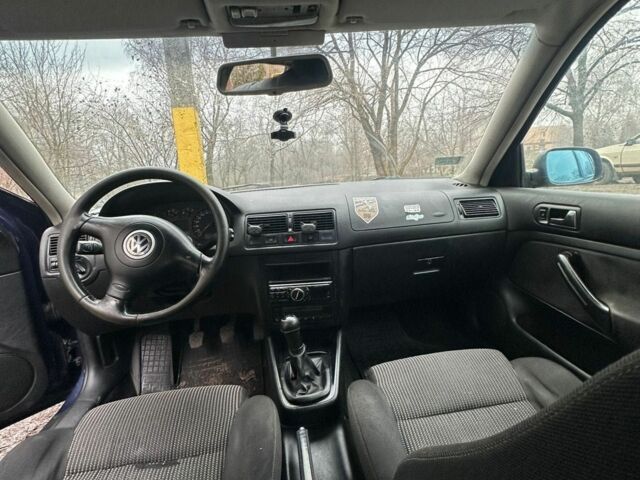 Синій Фольксваген Гольф, об'ємом двигуна 1.9 л та пробігом 260 тис. км за 2200 $, фото 4 на Automoto.ua