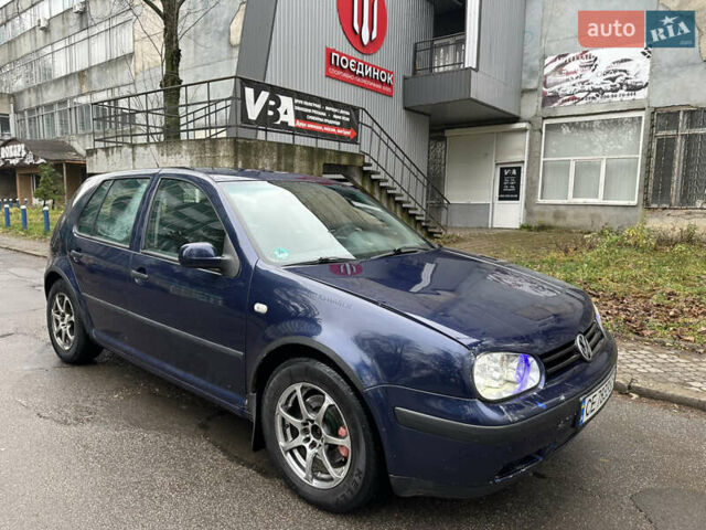 Синий Фольксваген Гольф, объемом двигателя 1.9 л и пробегом 337 тыс. км за 2850 $, фото 7 на Automoto.ua
